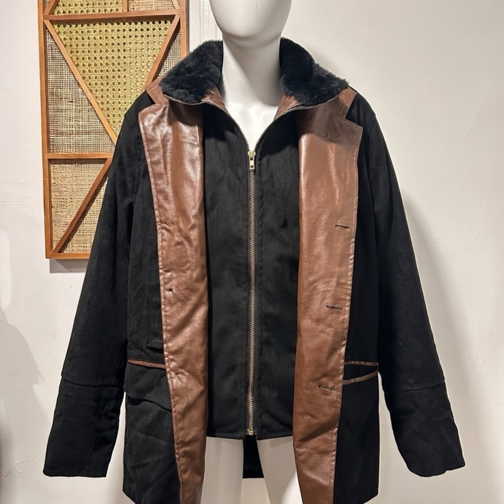 Rare Carhartt Vintage 80s/90s Unisex Barn Jacket with Brown Trim